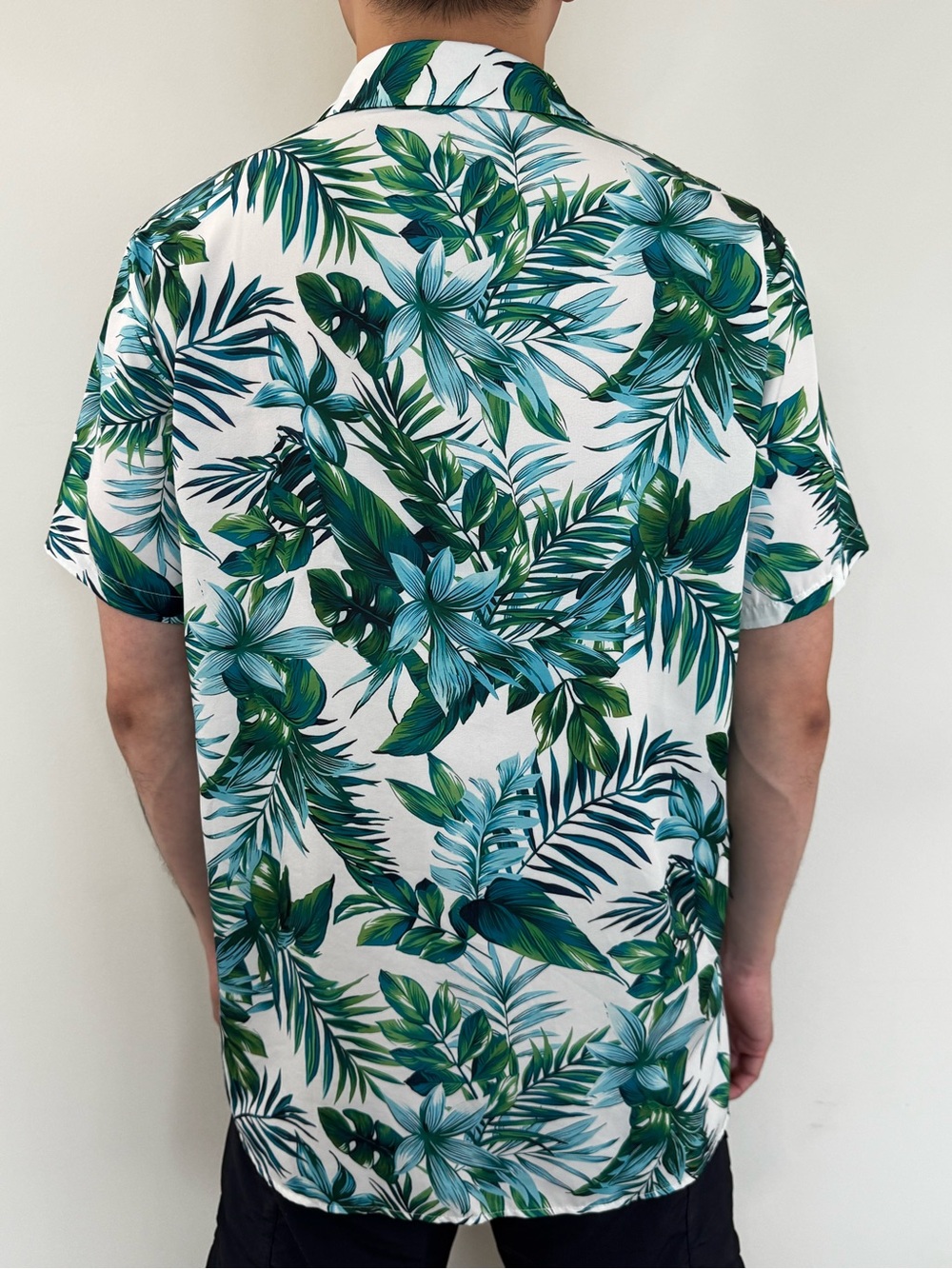 SHEIN Green & Teal Tropical Leaf Print Short-Sleeve Shirt